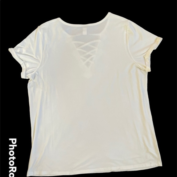 Torrid white top 2 - Picture 2 of 2